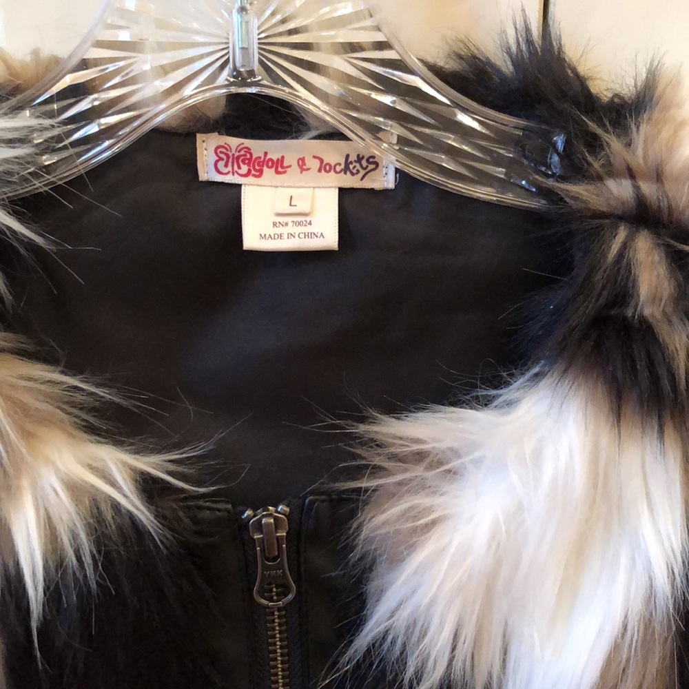 Ragdoll & Rockets fur vest - Picture 2 of 5